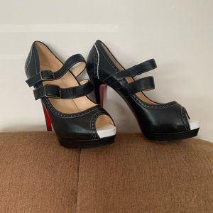 Christian Louboutin size 38 white peep toe leather